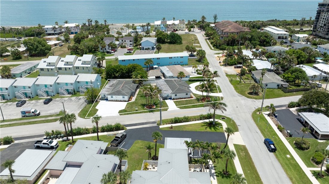 Fort Pierce, Florida, United States 5 - 18339532