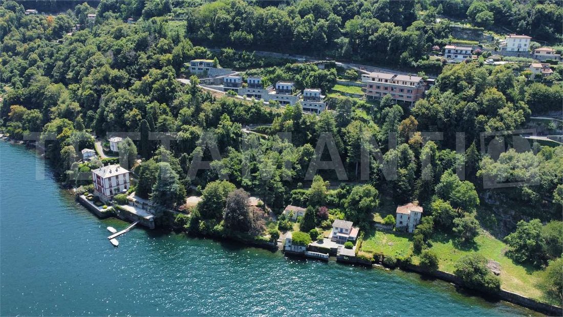 Villa in Torno, Lombardy, Lombardy, Italy 1 - 17391432
