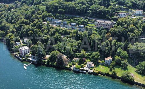 Villa in Torno, Lombardy, Lombardy, Italy 1