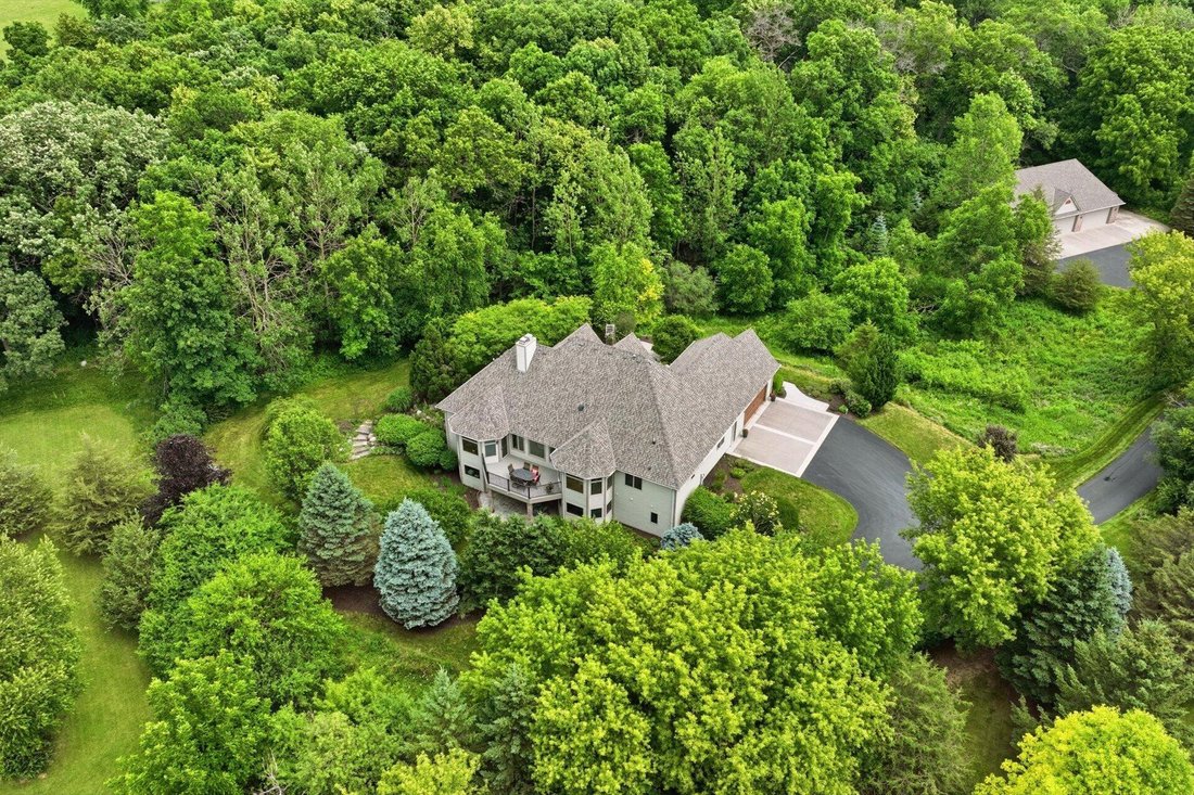 House in Delafield, Wisconsin, United States 2 - 18411583