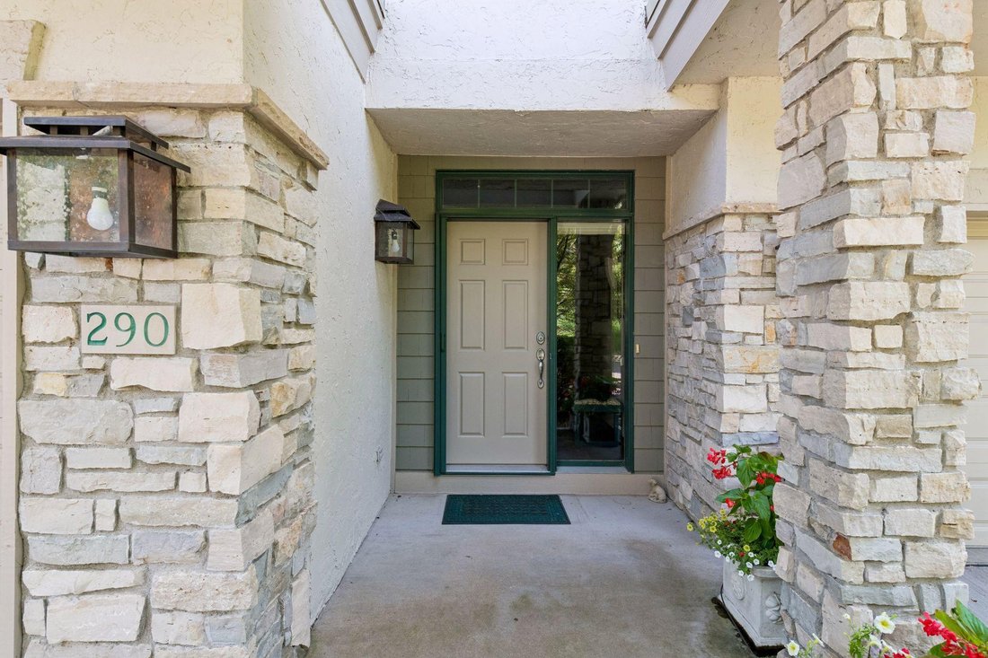 House in Wayzata, Minnesota, United States 2 - 18417223