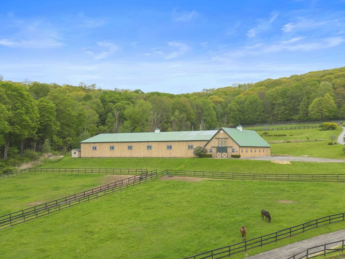 House in Holmes, New York, United States 2 - 18043211