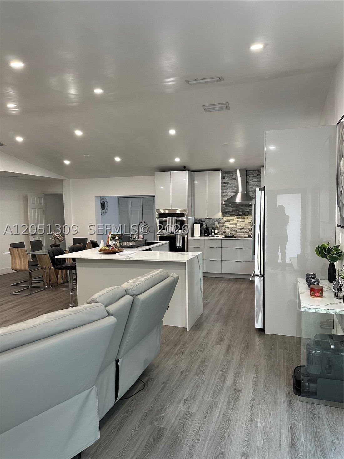 House in Miami, Florida, United States 4 - 18407458