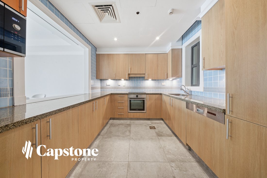Townhouse in United Arab Emirates 4 - 18231787
