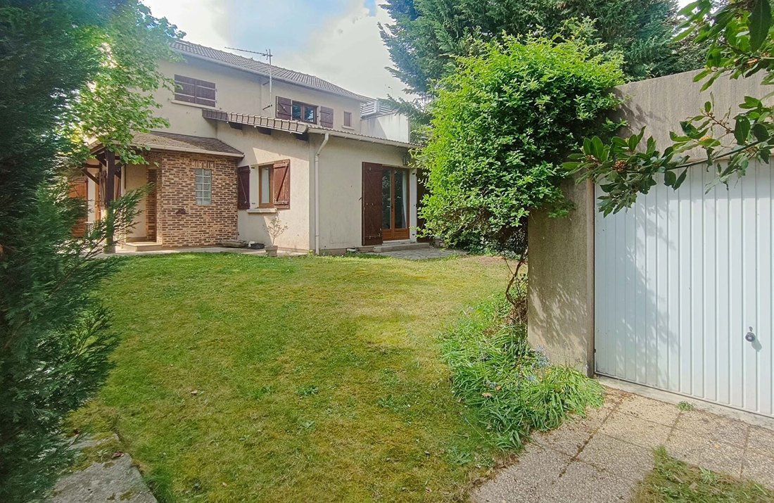 Villa in Les Joncs Marins-Fosse Moreau, Le Perreux-sur-Marne, France 2 - 18417887