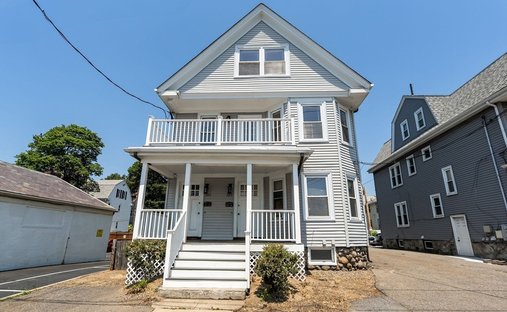 House in Newton, Massachusetts, United States 1