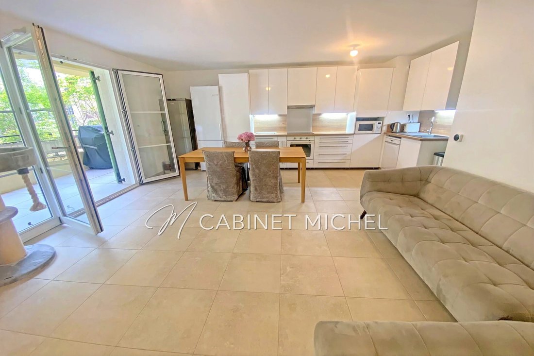 Apartment in Nord, Roquefort-les-Pins, France 3 - 18404130