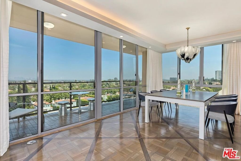 Condo in Beverly Hills, California, United States 4 - 18419337