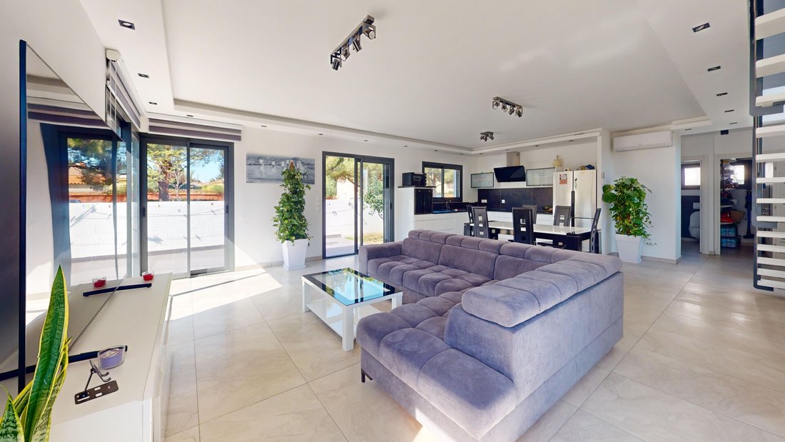 Villa in Centre Ville, Perpignan, France 4 - 18405856