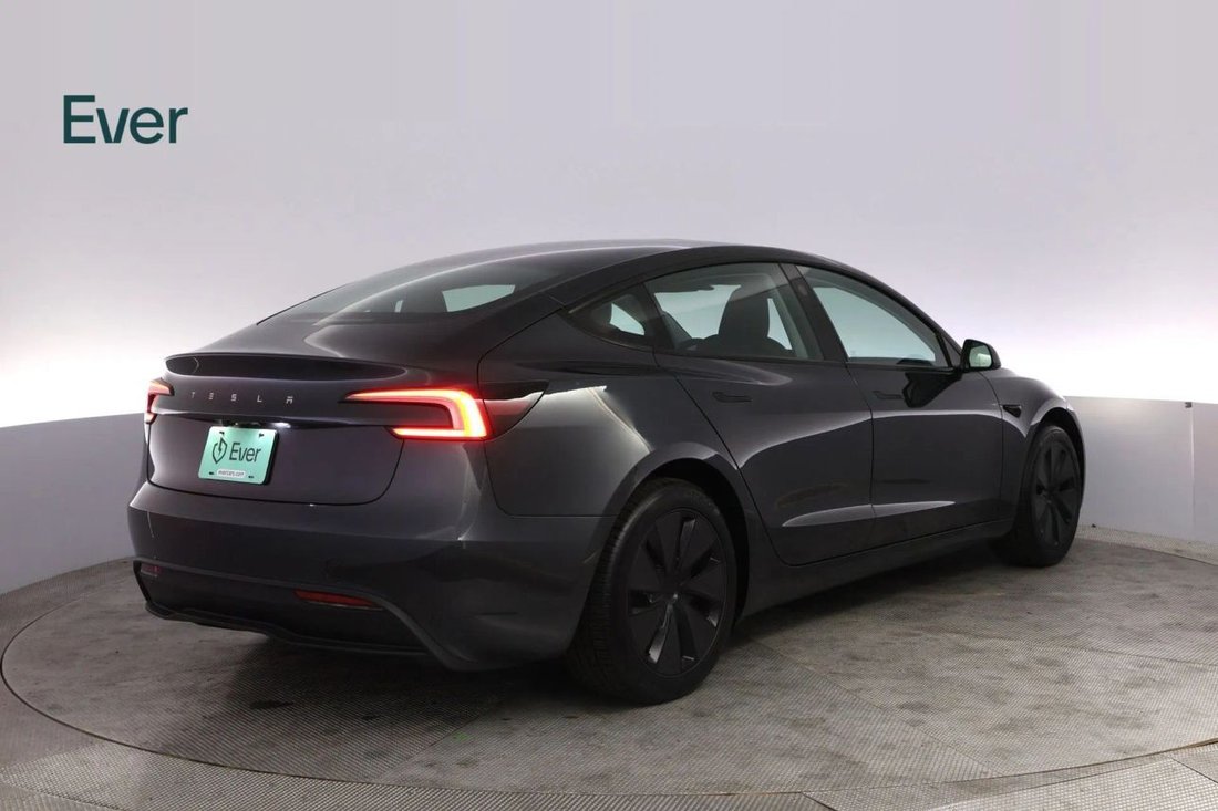 Sedan in San Francisco, CA, United States 3 - 18338551