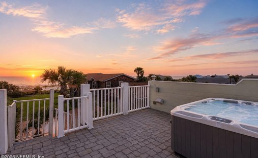 Casa a Neptune Beach, Florida, Stati Uniti 1