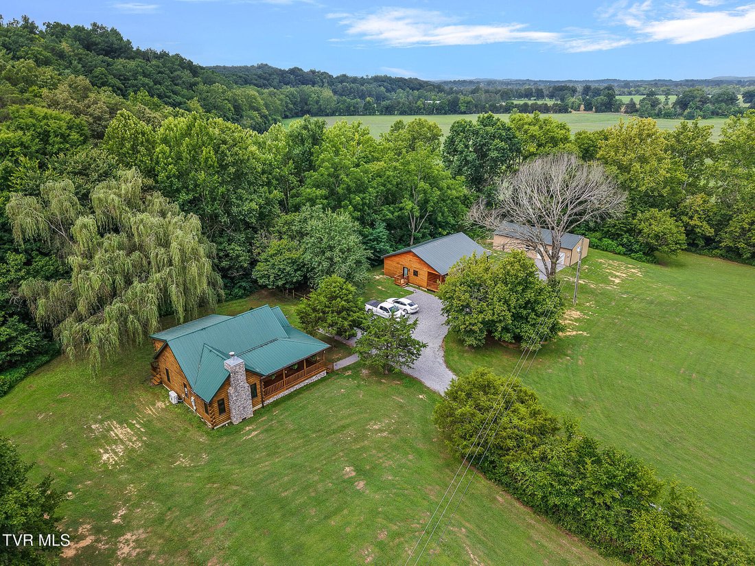Greeneville, Tennessee, United States 4 - 18402704