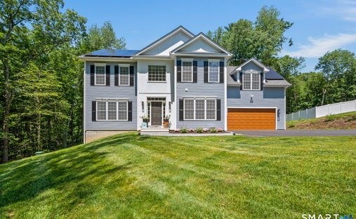 House in East Hampton, Connecticut, United States 1