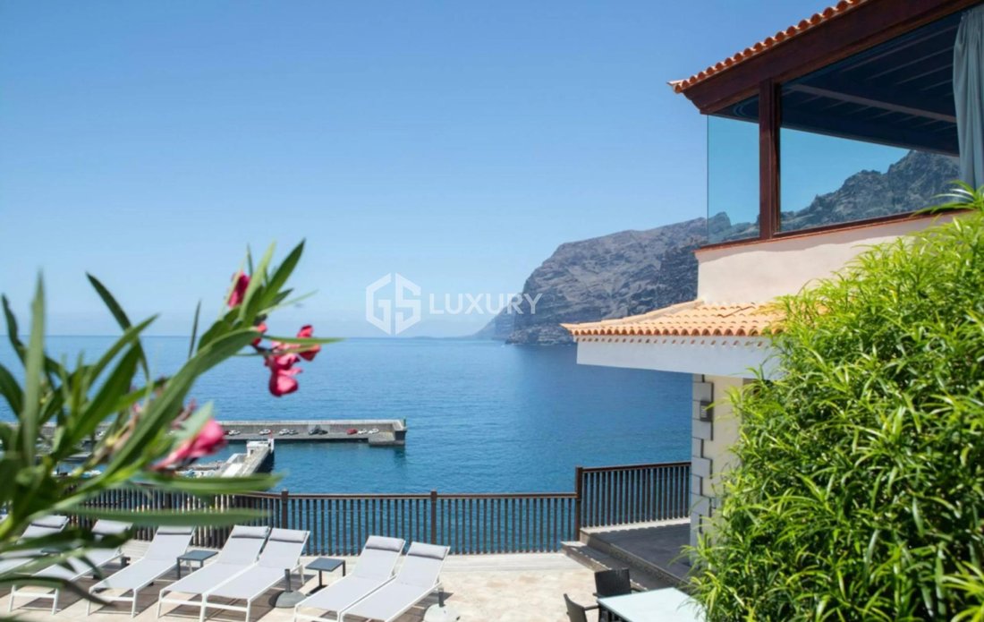 House in Acantilados de Los Gigantes, Canary Islands, Spain 1 - 18411293