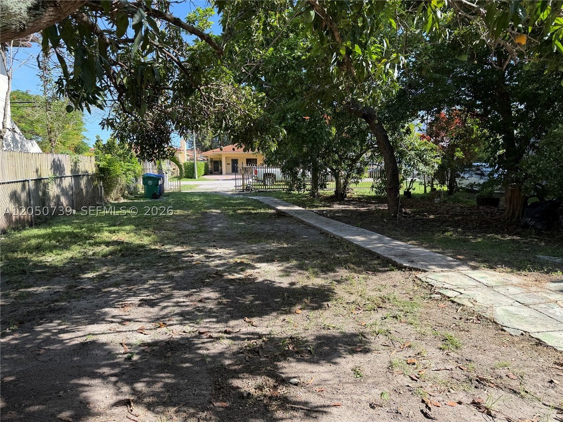 House in Miami, Florida, United States 2 - 18414834