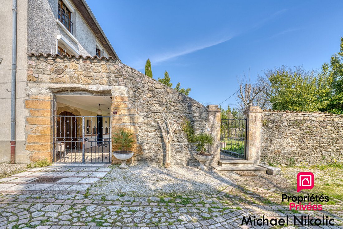 Villa in Condrieu, Auvergne-Rhône-Alpes, France 5 - 18405958