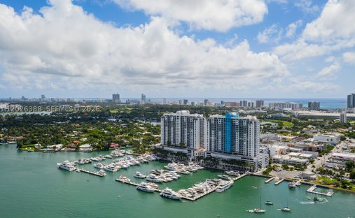 Condo in Miami Beach, Florida, United States 1