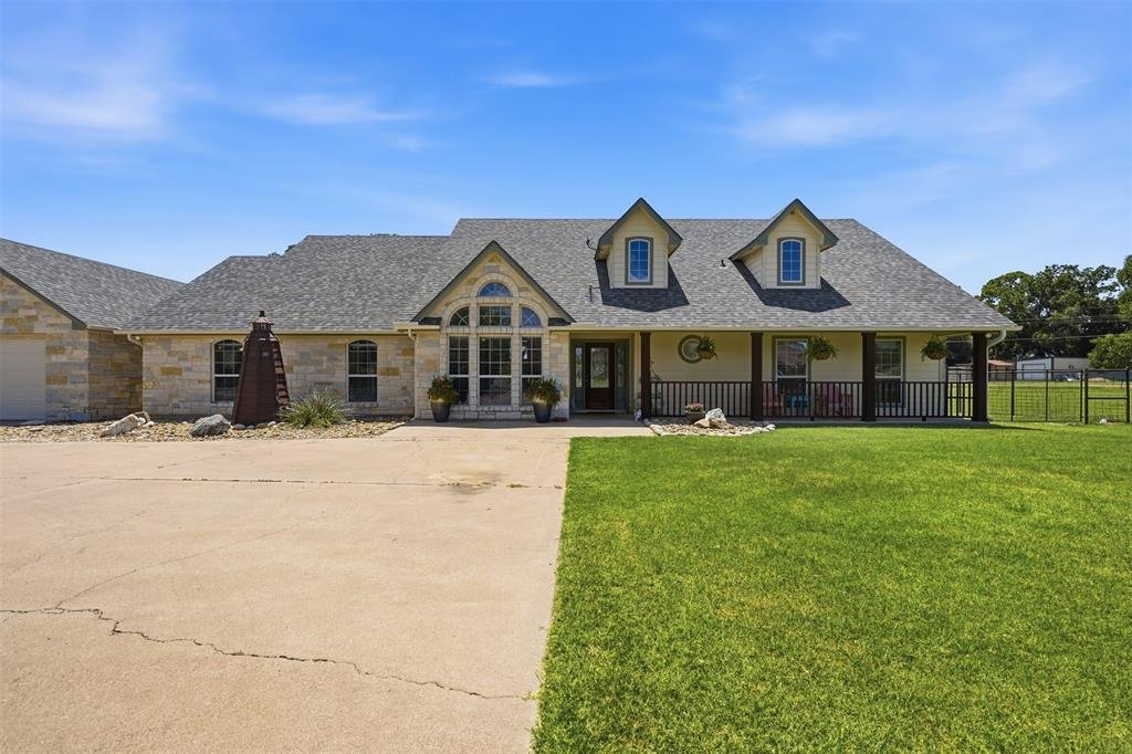 House in Granbury, Texas, United States 5 - 18414979