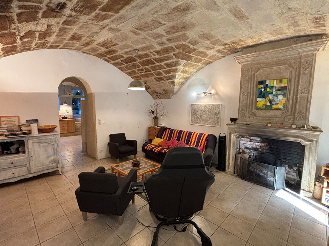Villa in Uzès, Occitania, France 5 - 18405630