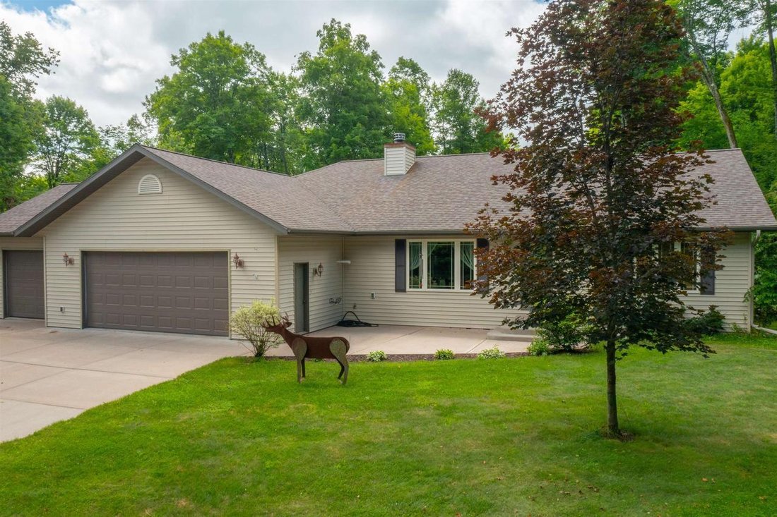 House in Merrill, Wisconsin, United States 4 - 18407137