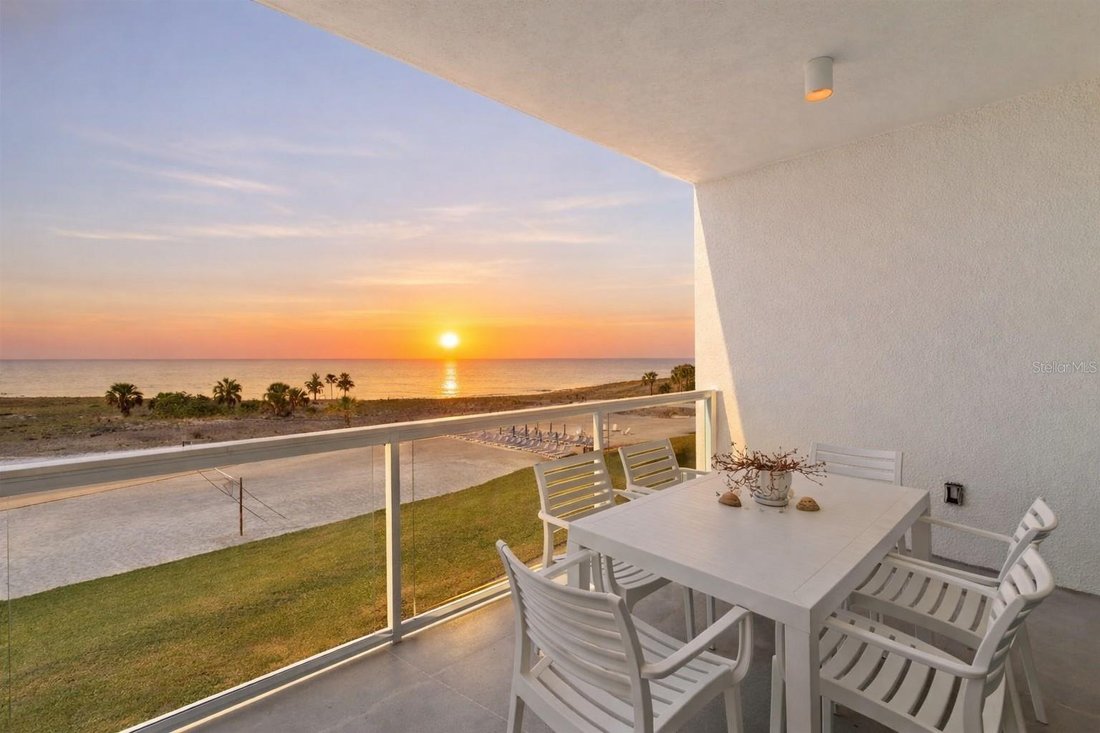 Condo in St. Pete Beach, Florida, United States 1 - 18407880