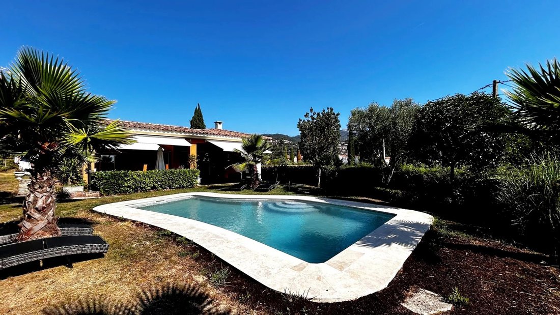 Villa in Les Termes, Mandelieu-la-Napoule, France 2 - 13745245
