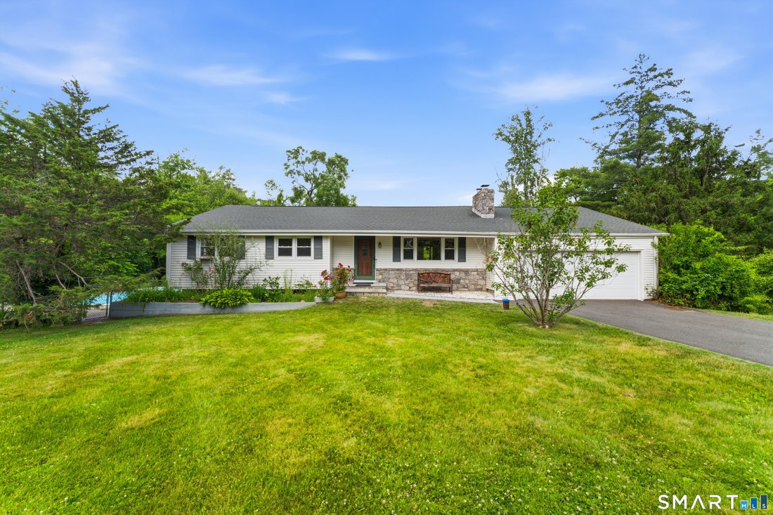 Brookfield, Connecticut, United States 1 - 18406638