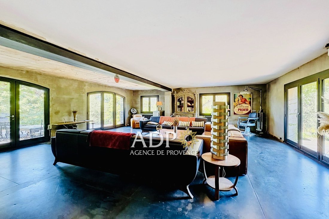 Villa in Grasse, Provence-Alpes-Côte d'Azur, France 3 - 18416570