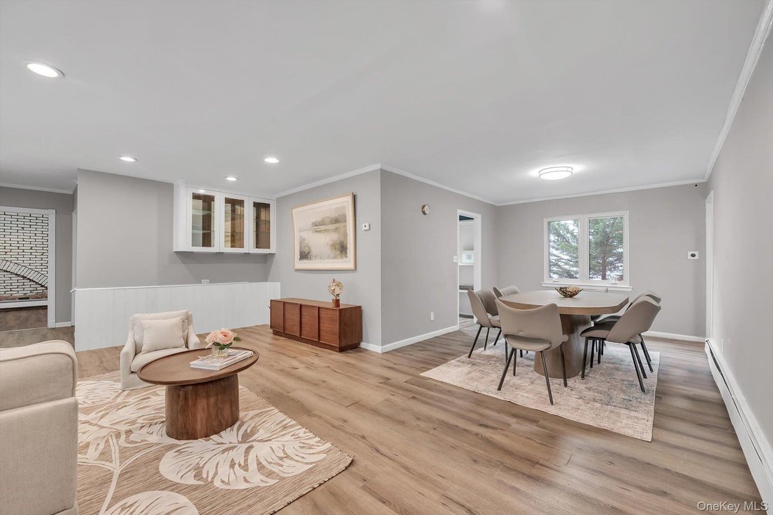 House in Great Neck, New York, United States 2 - 18313611