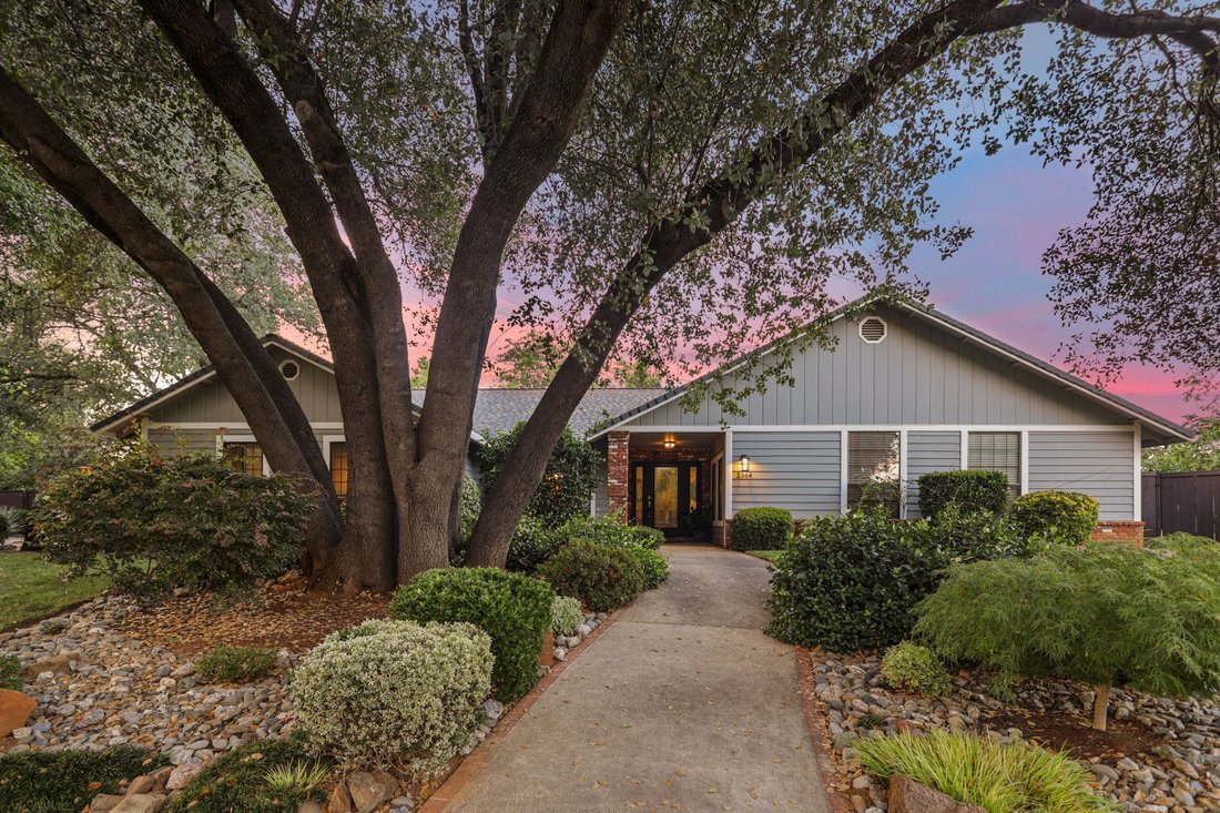 House in Redding, California, United States 1 - 18416111
