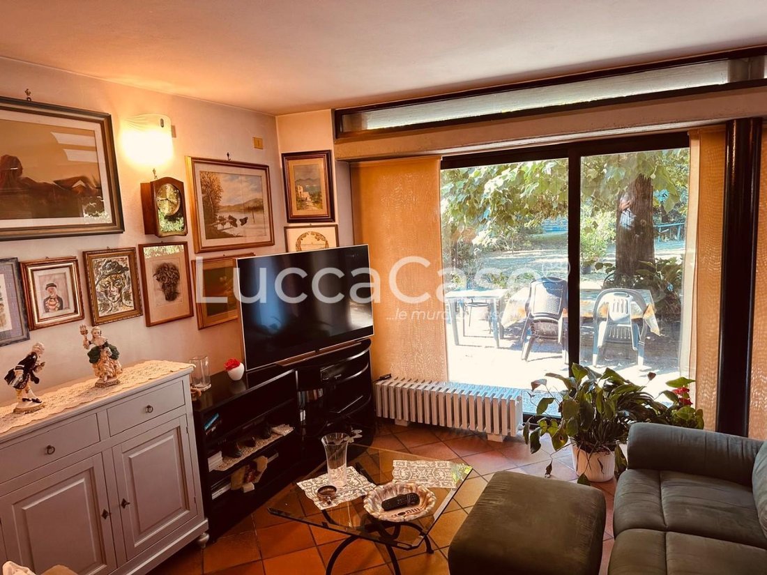Villa in Historic Center, Lucca, Tuscany 1 - 18411080