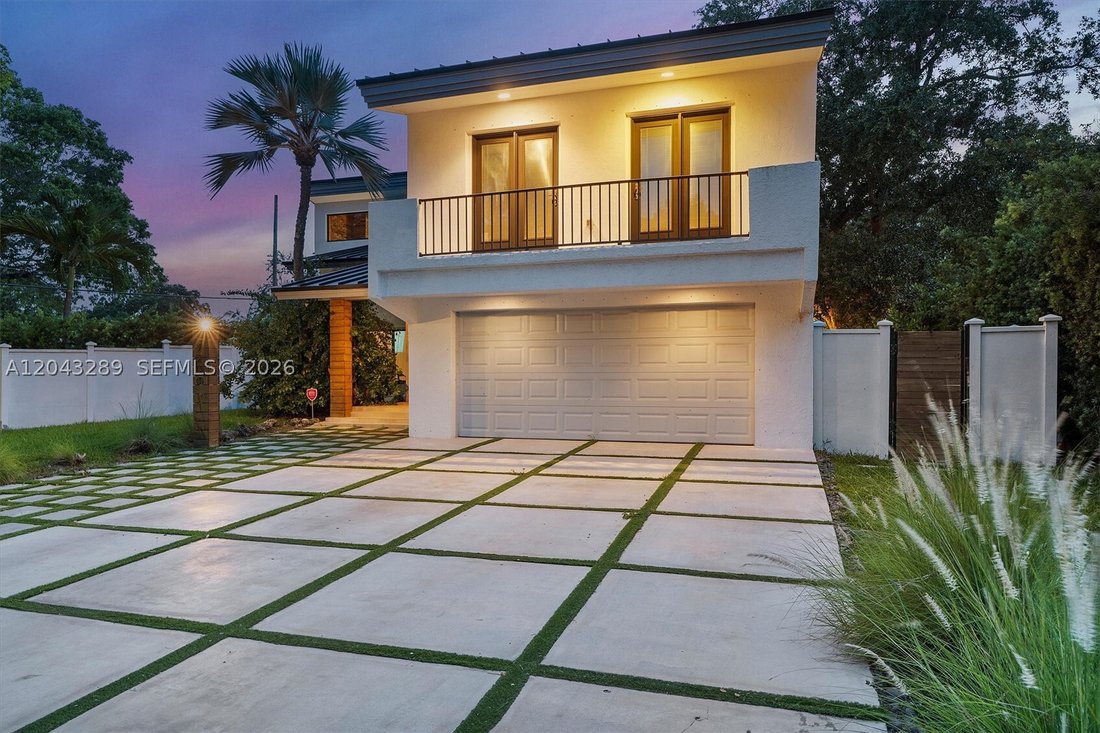 House in Miami, Florida, United States 3 - 18414829