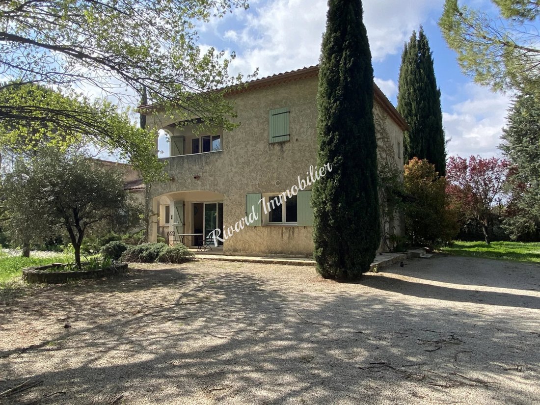 House in Cadenet, Provence-Alpes-Côte d'Azur, France 1 - 15959872