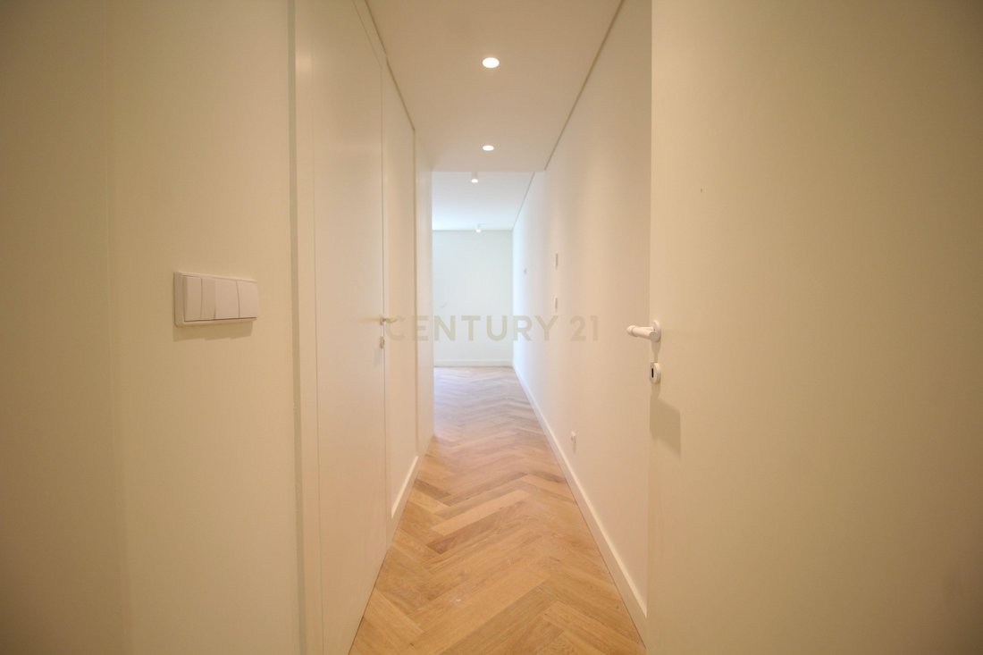 Apartment in Alcantara, Lisbon, Portugal 3 - 18411978