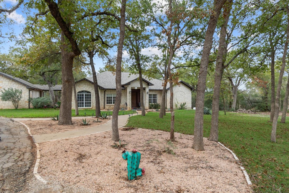 House in Elgin, Texas, United States 4 - 18408077