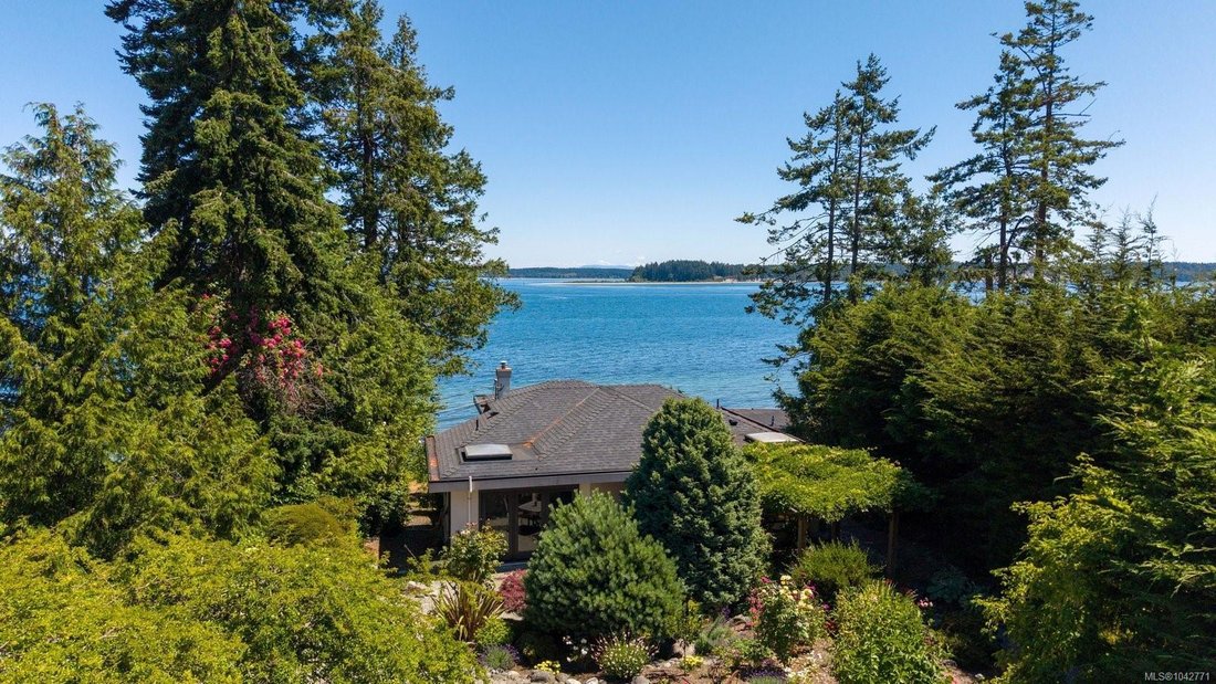 House in North Saanich, British Columbia, Canada 4 - 18410555