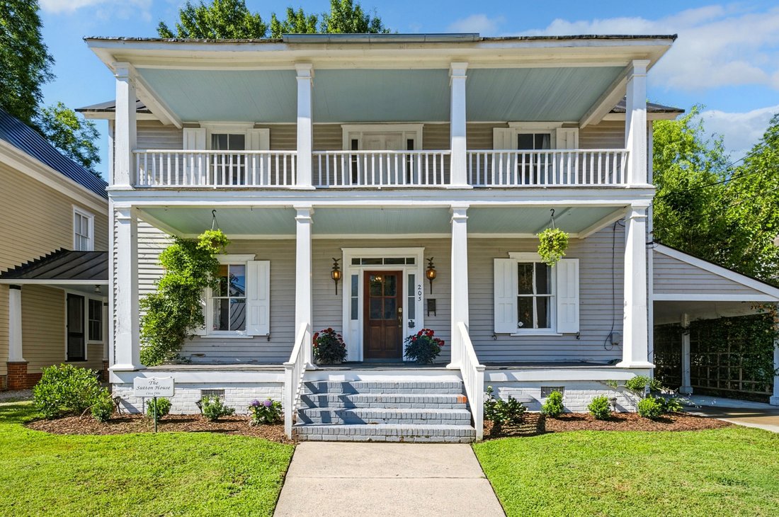 Edenton, North Carolina, United States 1 - 18412733