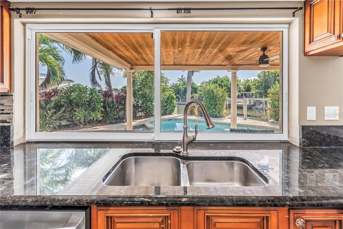 House in St. Petersburg, Florida, United States 5 - 18403551