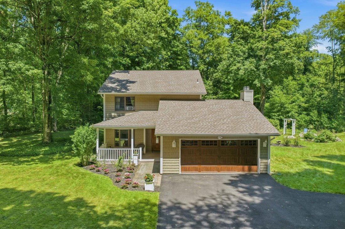 House in Hopewell Junction, New York, United States 1 - 18411995