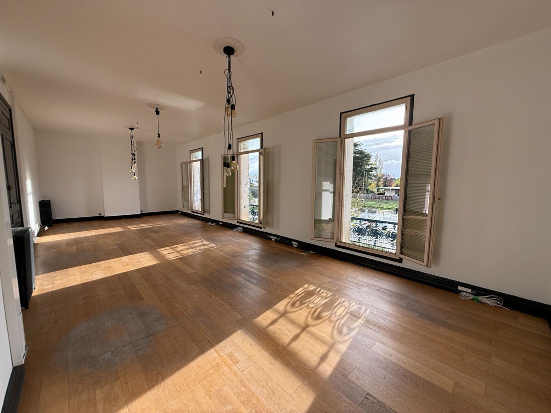 Villa in La Castagne-La Ferrade, Begles, France 5 - 18405730