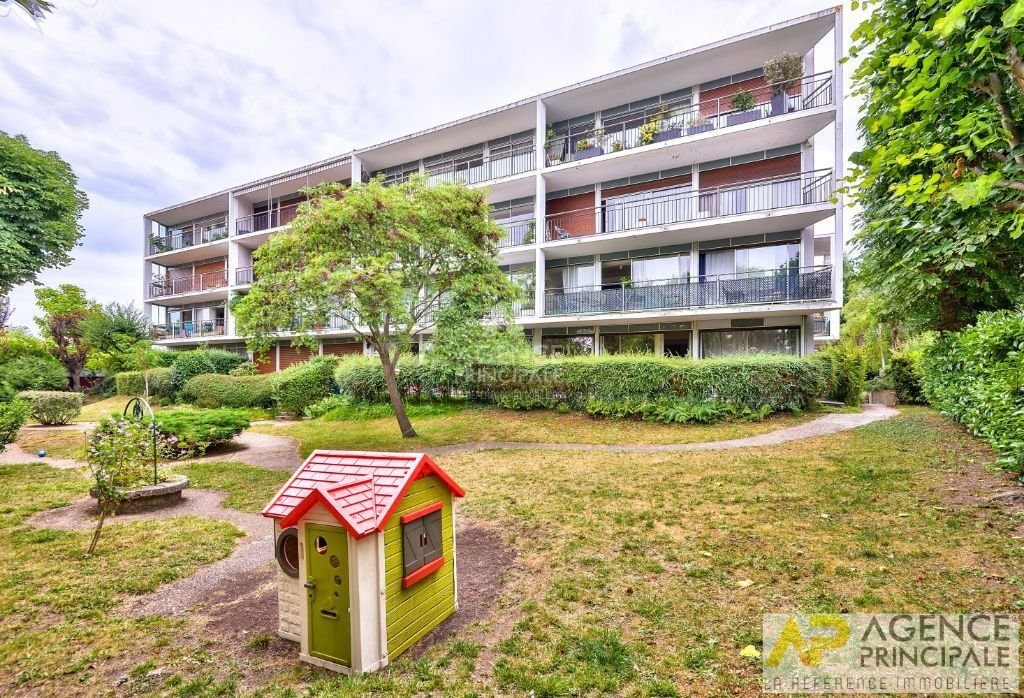 Apartment in Chatou, Ile-de-France, France 5 - 18404038