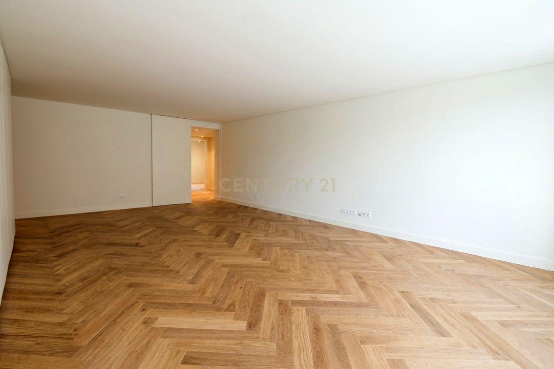Apartment in Alcantara, Lisbon, Portugal 2 - 18411978