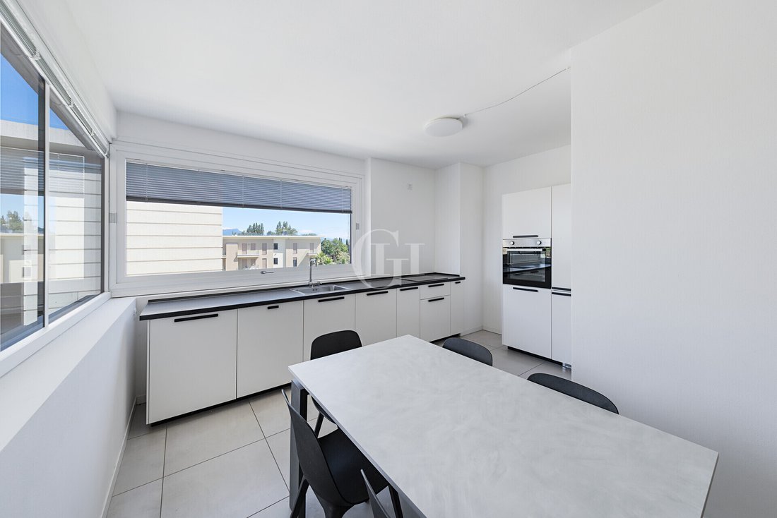 Apartment in Historic Center, Desenzano del Garda, Lombardy 5 - 18411759