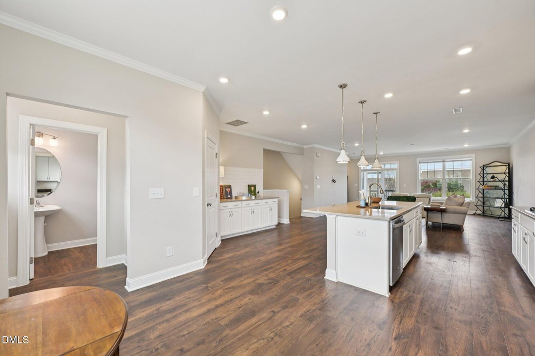 Townhouse in Raleigh, North Carolina, United States 5 - 18408219