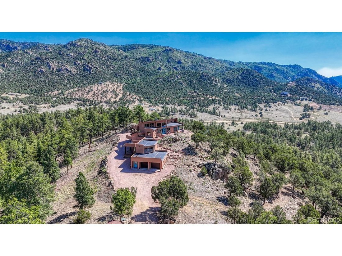 House in Lincoln Park, Colorado, United States 4 - 18407121