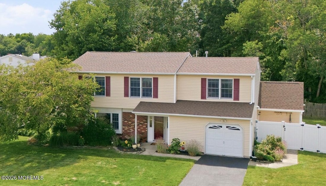 House in Howell Township, New Jersey, United States 2 - 18411377