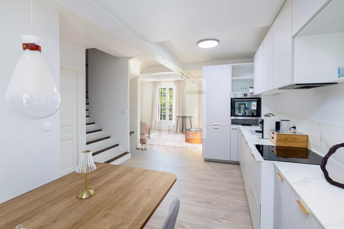 Villa in Croix des Gardes, Cannes, France 5 - 18404616