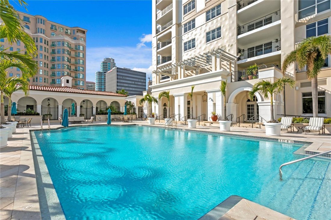 Condo in St. Petersburg, Florida, United States 3 - 18403523