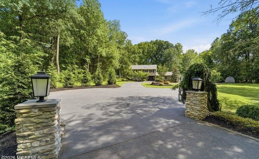 House in Marlboro Township, New Jersey, United States 1