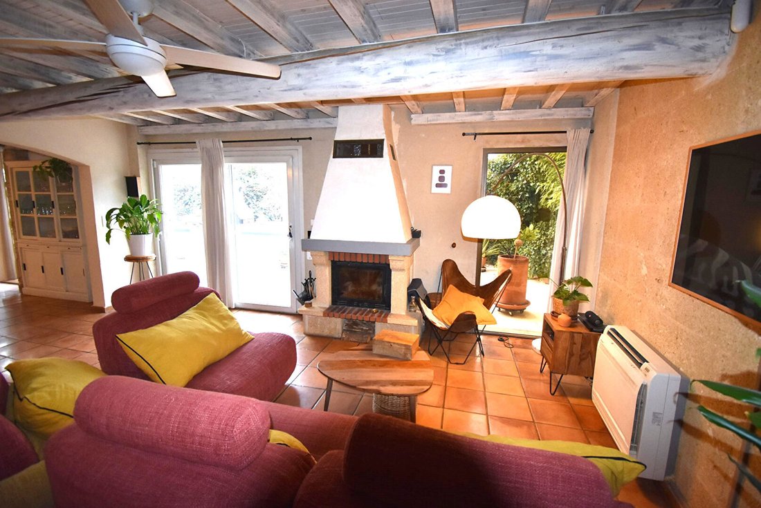 Villa in Saint-Etienne-du-Grès, Provence-Alpes-Côte d'Azur, France 5 - 18405840
